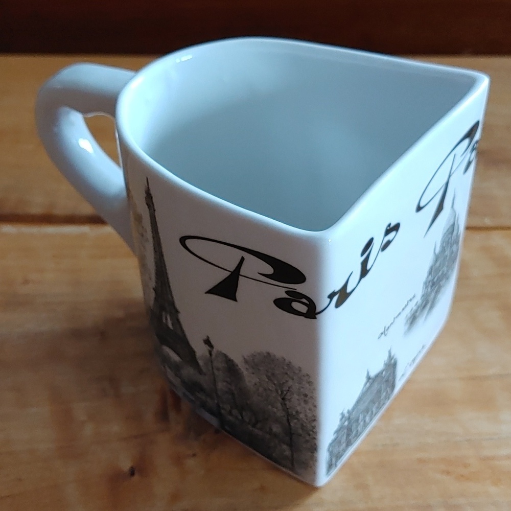 💚UNIQUE PARIS COFFEE CUP